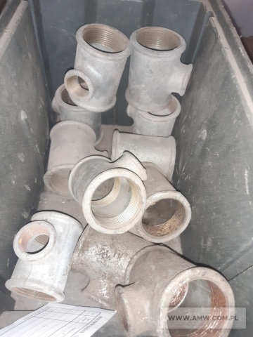 Sprzęt hydrauliczny - pakiet zawierający 104 poz. asort. (wg oddzielnego wykazu), w tym m.in.: zawory, trójniki, uszczelki itp. 